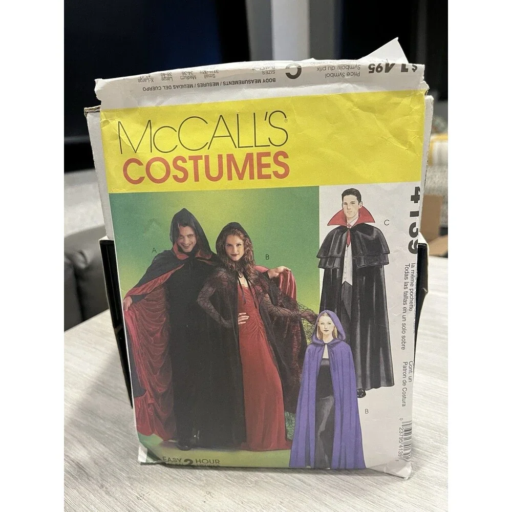 McCalls Pattern 4139 Size S-XL Unisex Vampire Vampiress Hood Cape Cloak Costume